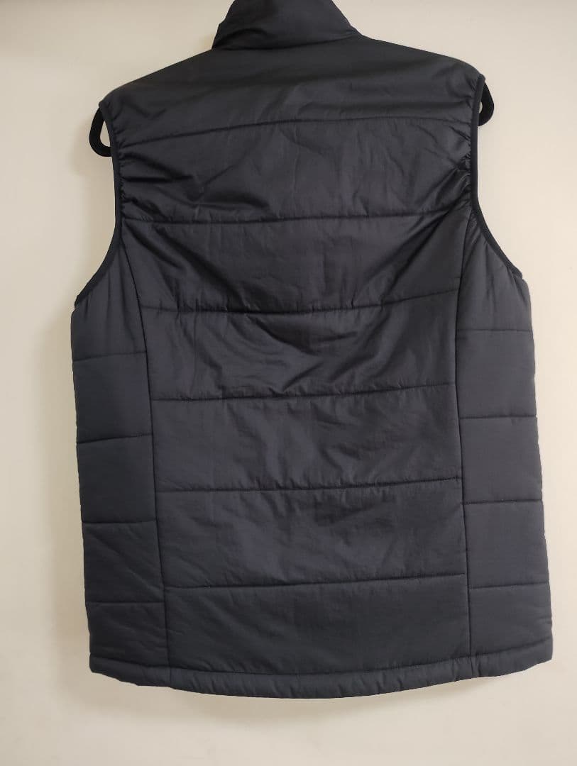 mont-bell サーマラップベスト　リバーシブル　黒・グレー メンズM