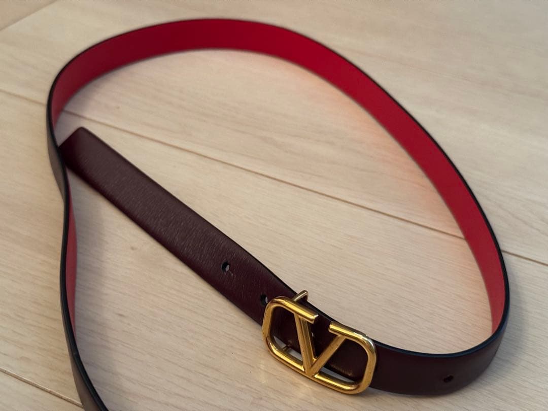 VALENTINO レザー製ブラウン/レッドベルト ゴールドバックル
