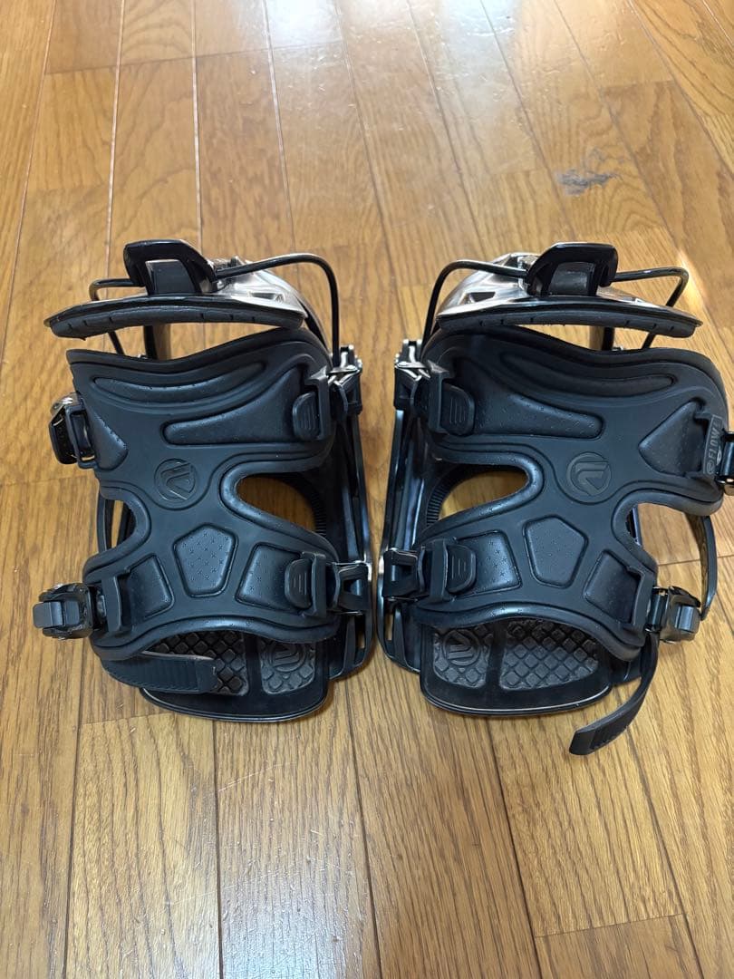 FLOW スノーボード　ビンディング