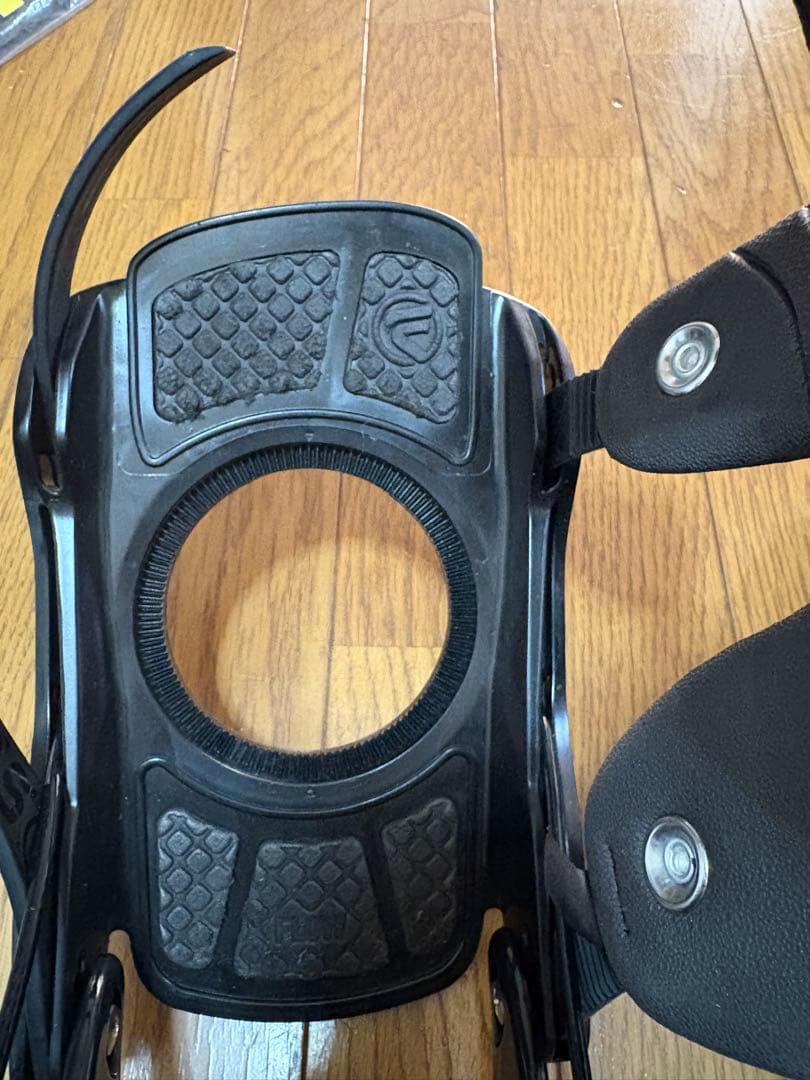 FLOW スノーボード　ビンディング