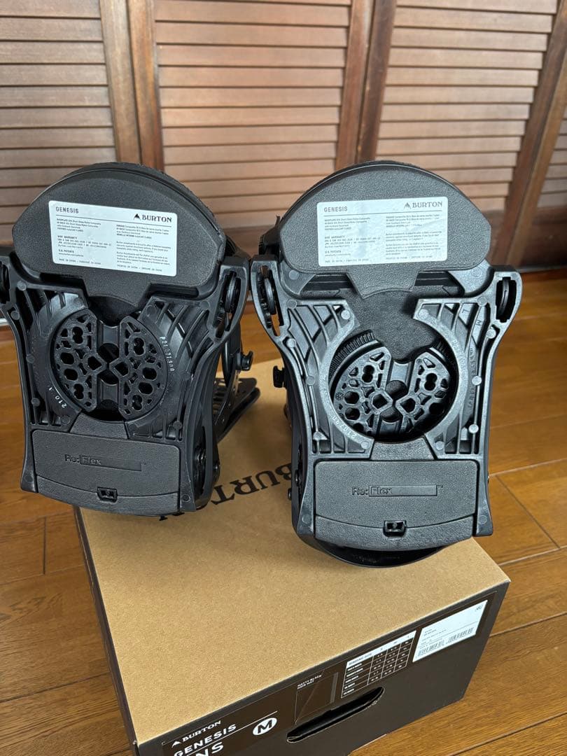 バートン ジェネシス burton genesis Mサイズ
