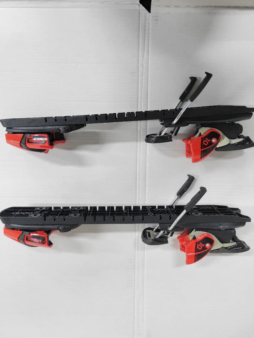 赤いスキー ビンディング 標準サイズ