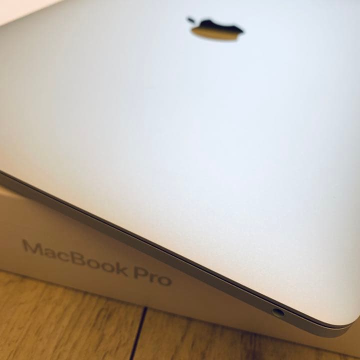 MacBook本体 MacBook Pro MUHR2J/A