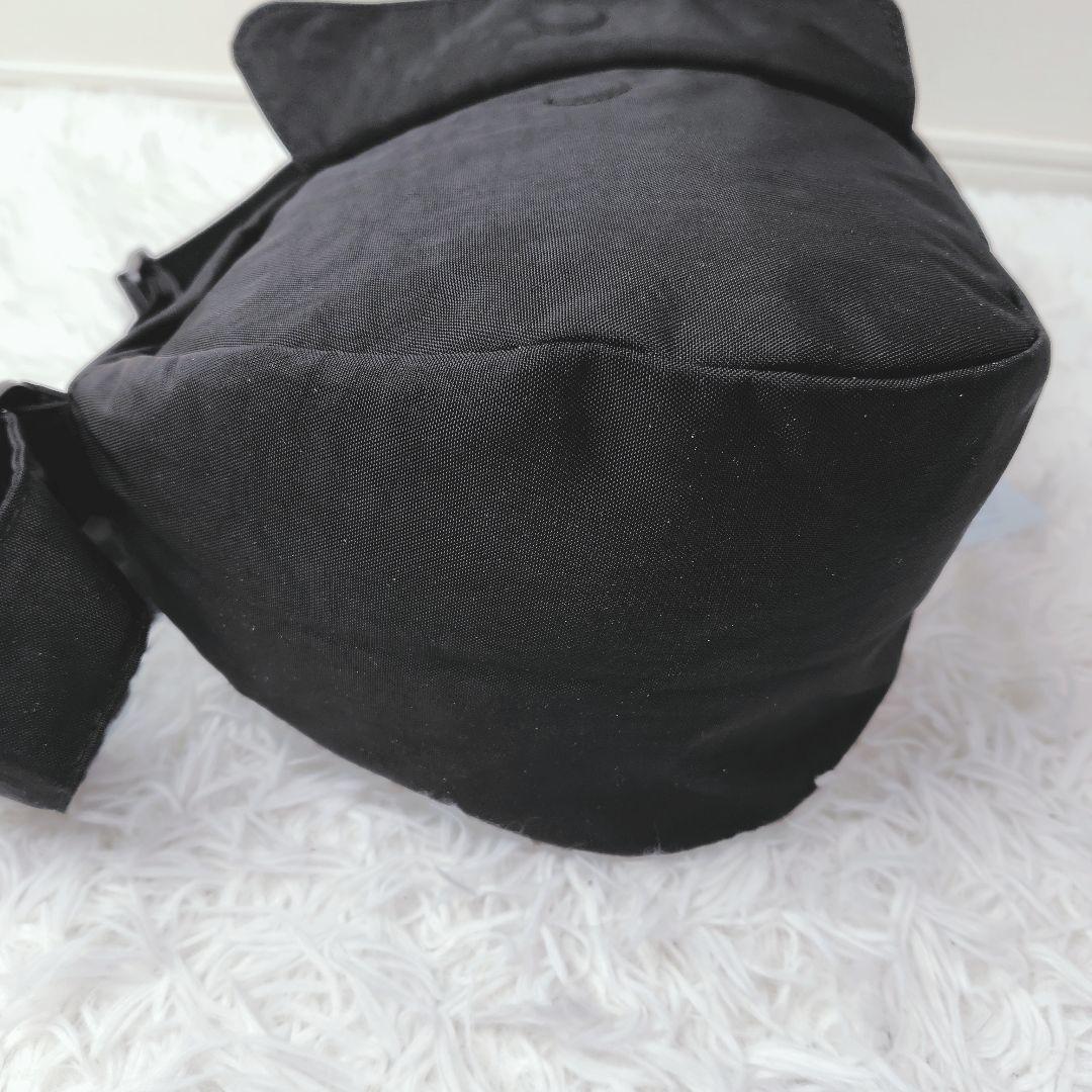 新品タグ付き✨ヘルシーバックバッグ　テクスチャードナイロン Sサイズ ブラック
