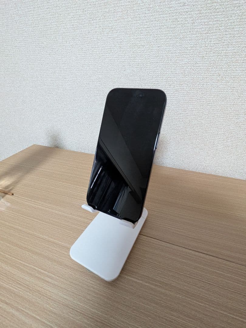 中古　iPhone15 128GB simフリー