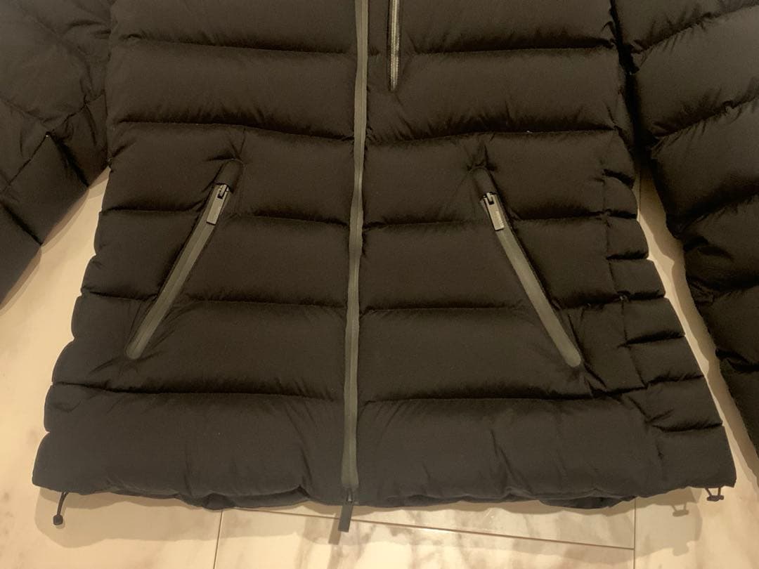 美品　激安　MONCLER モンクレール ハンガー＋ガーメント　ダウンジャケット