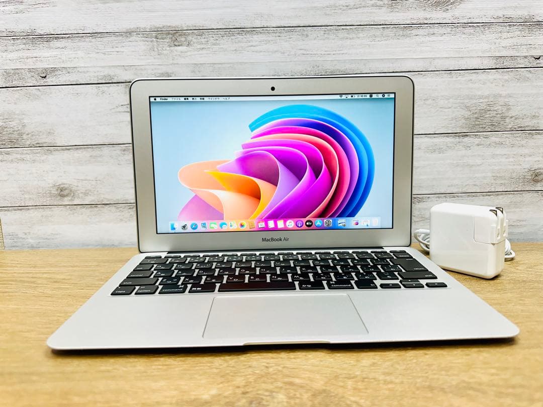 MacBook Air美品(MacOS 2021)バッテリー新品