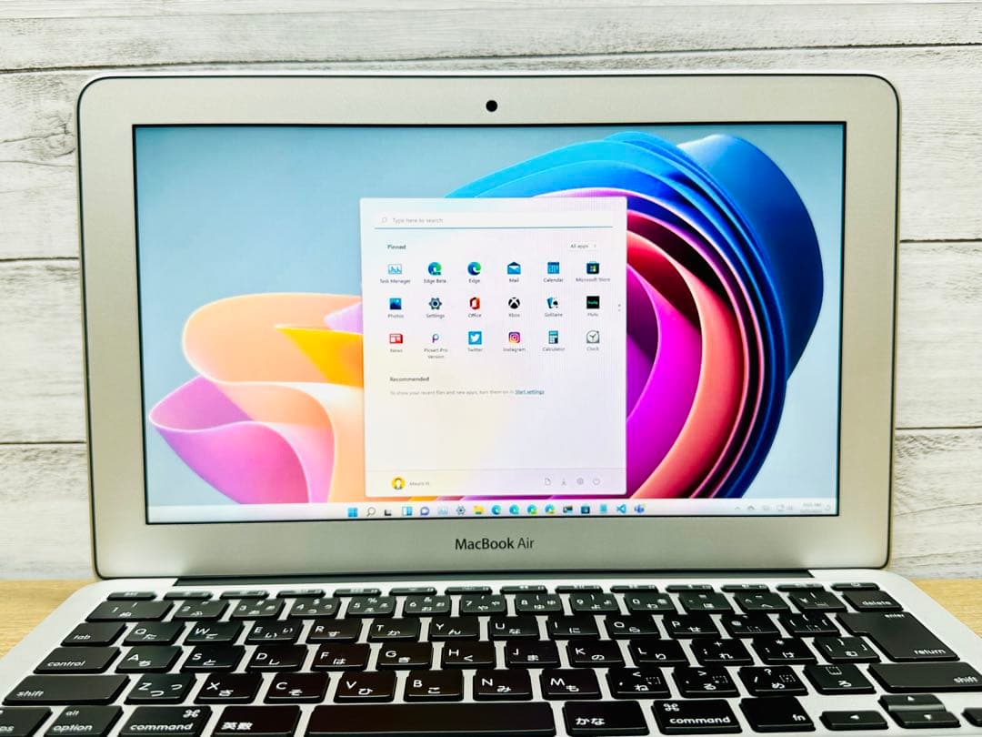 MacBook Air美品(MacOS 2021)バッテリー新品