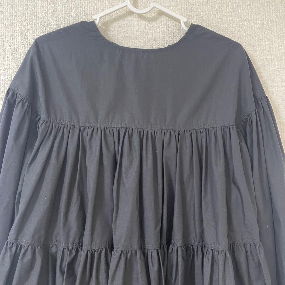 ヨリ　yori ボリュームギャザーブラウス　ブラック　黒 2021年製