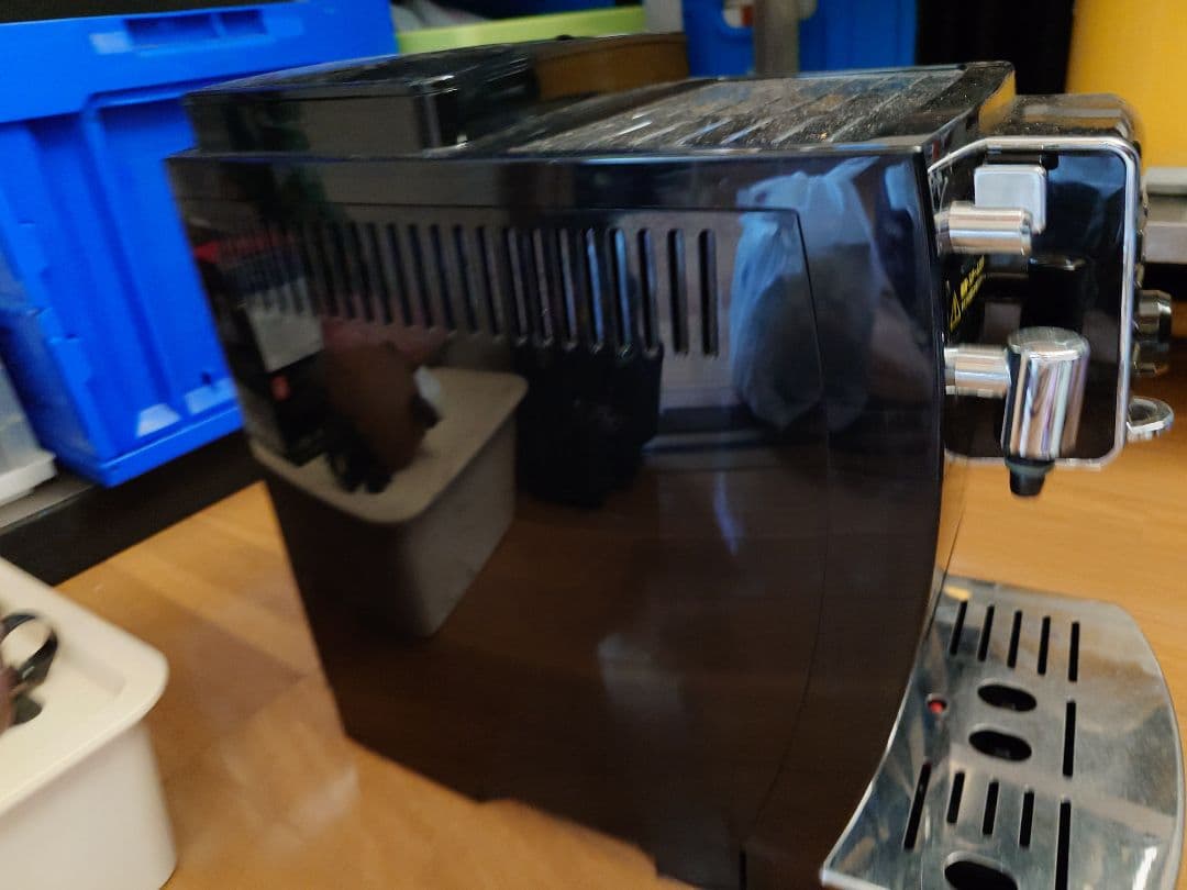 デロンギ MAGNIFICA S ECAM23120B