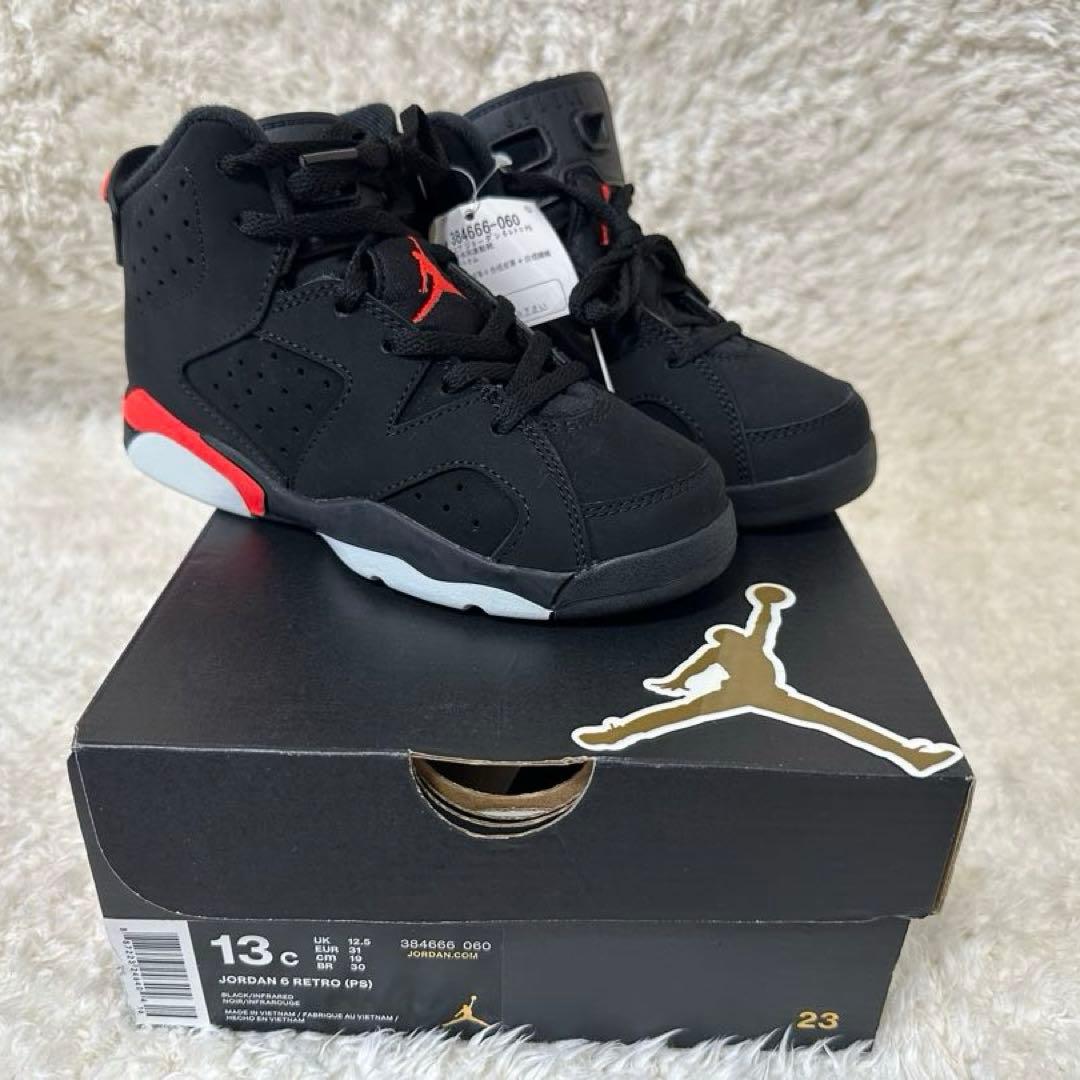 Jordan 6 Retro ブラック/レッド 19センチ