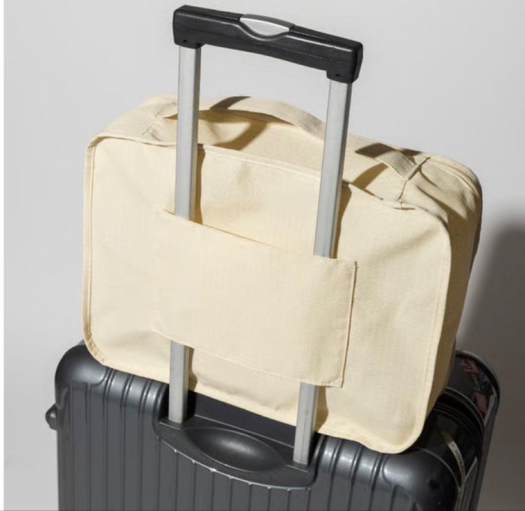 新品未開封　wcj トラベルバッグ　トイストーリー　ポーチ