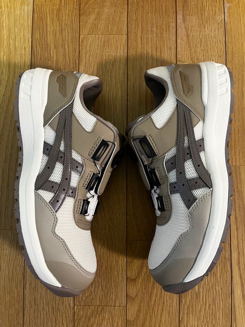 【超希少】アシックス　限定　CP209 BOA 1273A127 105安全靴