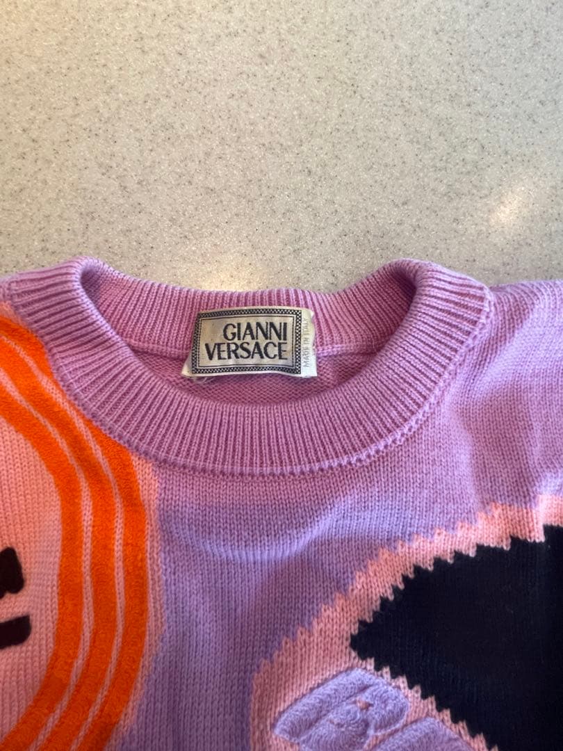 GIANNI VERSACE グラフィックセーター ピンク