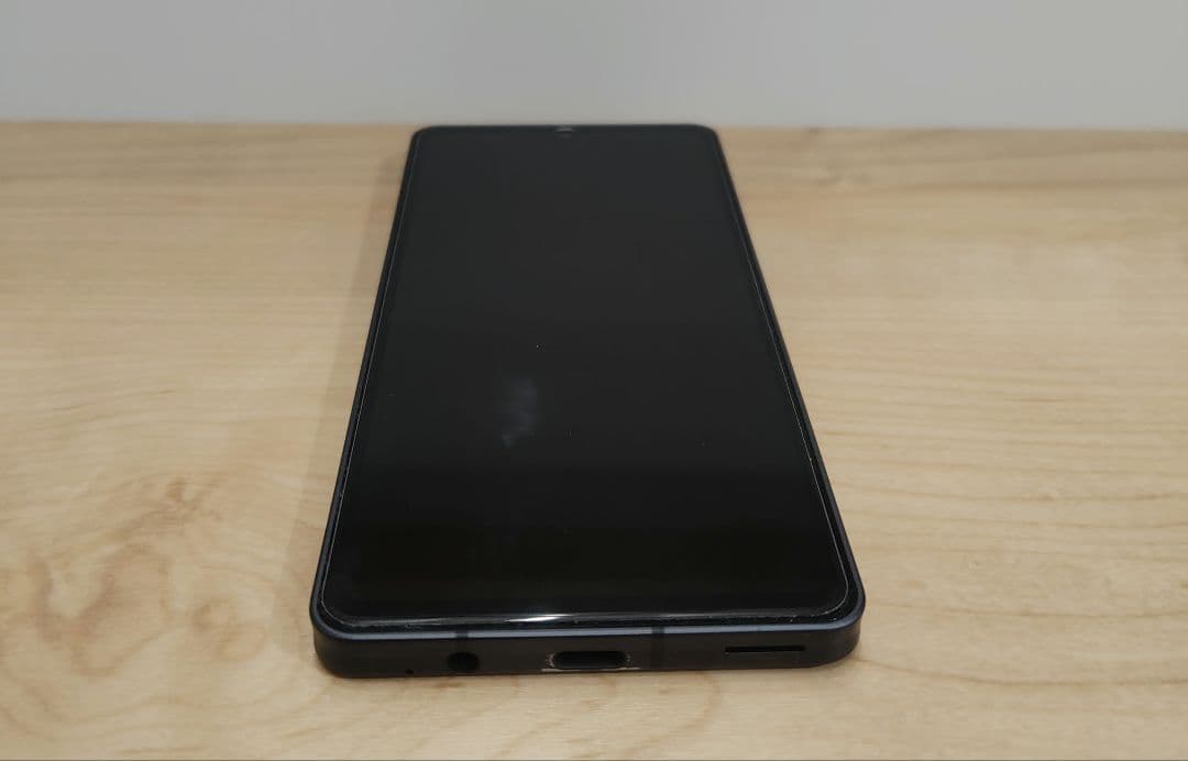 AQUOS　Sense6 スマートフォン 本体