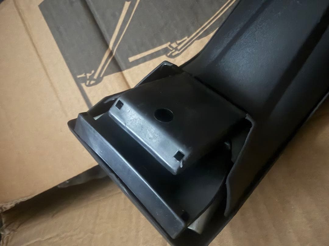 メルセデスベンツGLC X253 ルーフバー　ベースキャリア