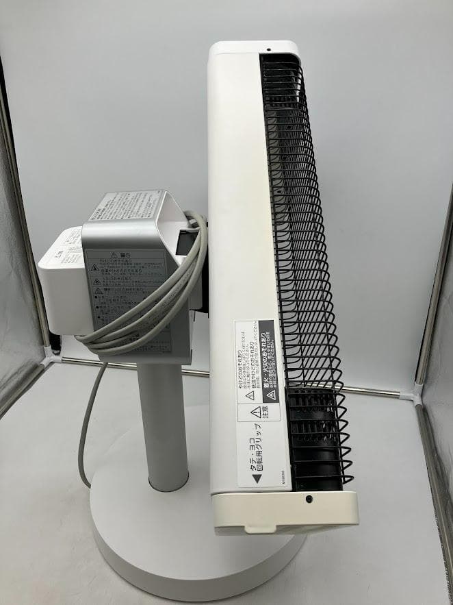 DAIKIN 遠赤外線暖房機　セラムヒーター　CERIIYS-W 2022年製