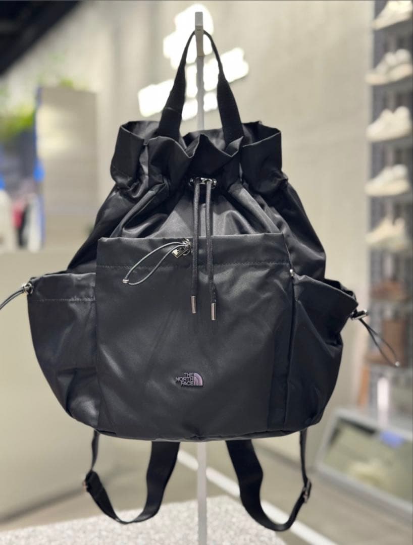 【韓国限定】新品　ノースフェイス　リュック　ブラック