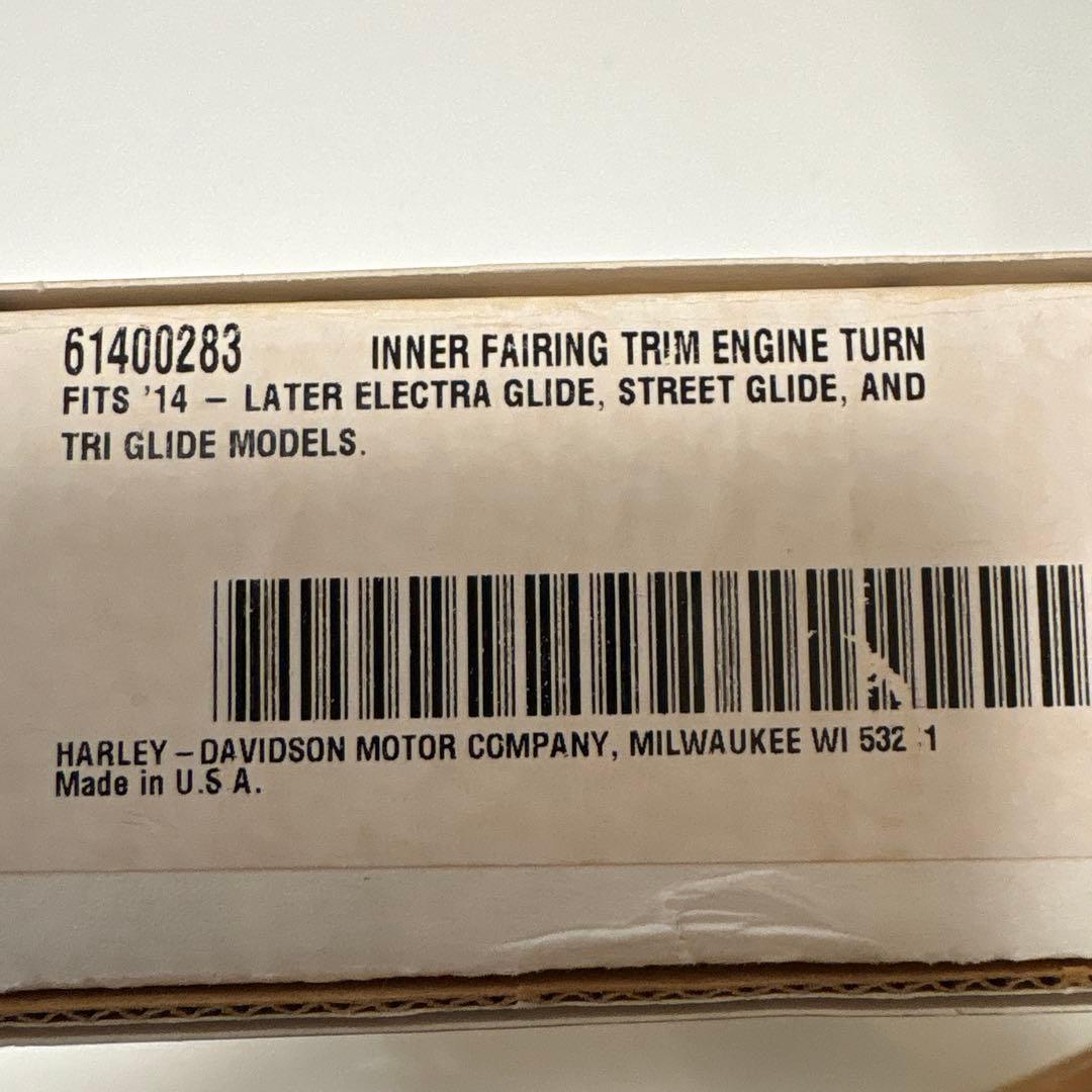 鴨*ん様 バイク 外装トリムパネル グロスブラック