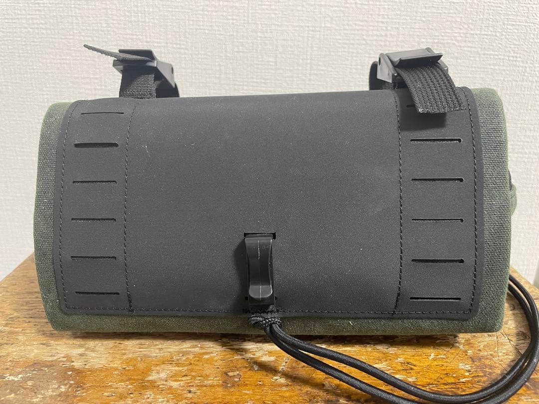 アクセサリー ILE pilot bar bag (waxed/forest)