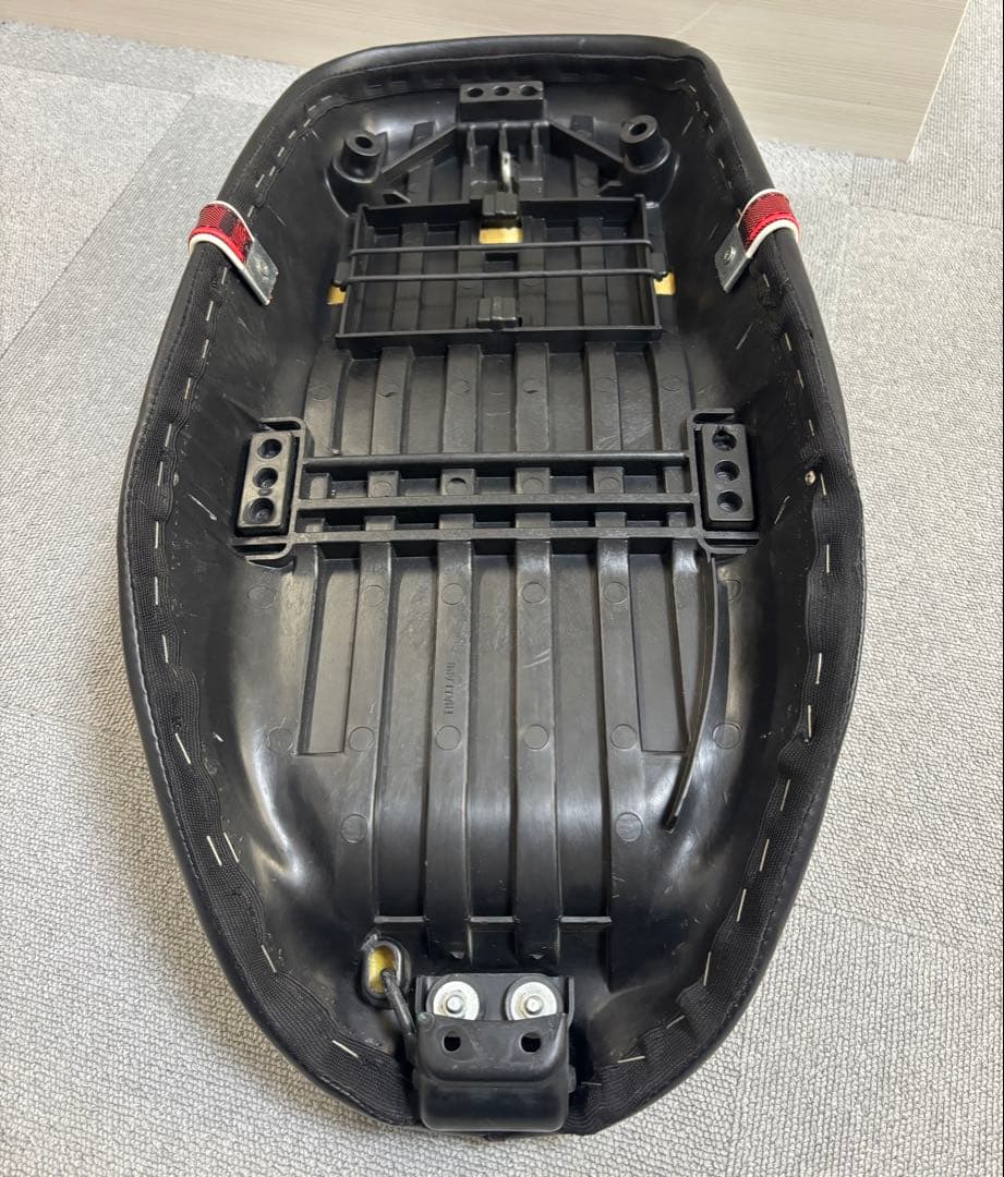 DAX125 赤チェック シート JB04 JB06