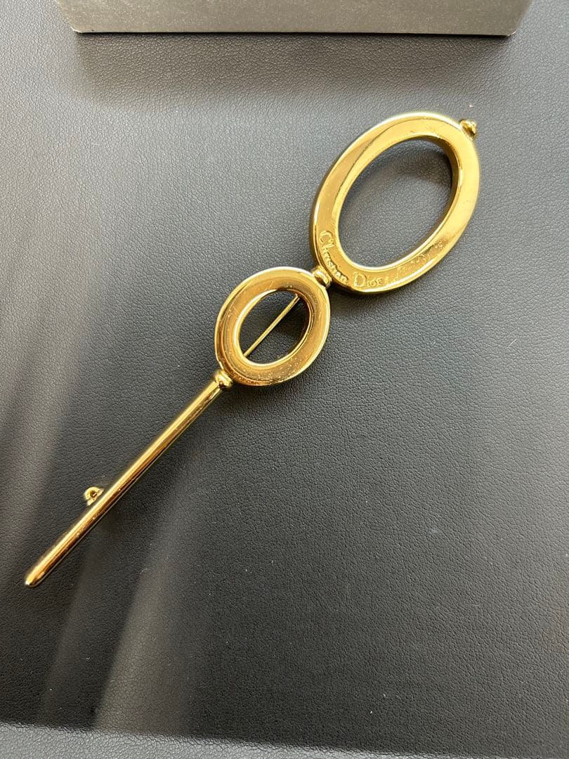 Christian Dior ゴールドブローチ 箱付き おまけロゴブローチ付き