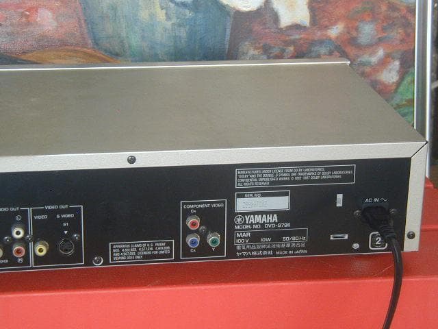 ★ヤマハ　DVD-S796 DVD/cdプレーヤー,ヨゴレキズあり。動作良好です