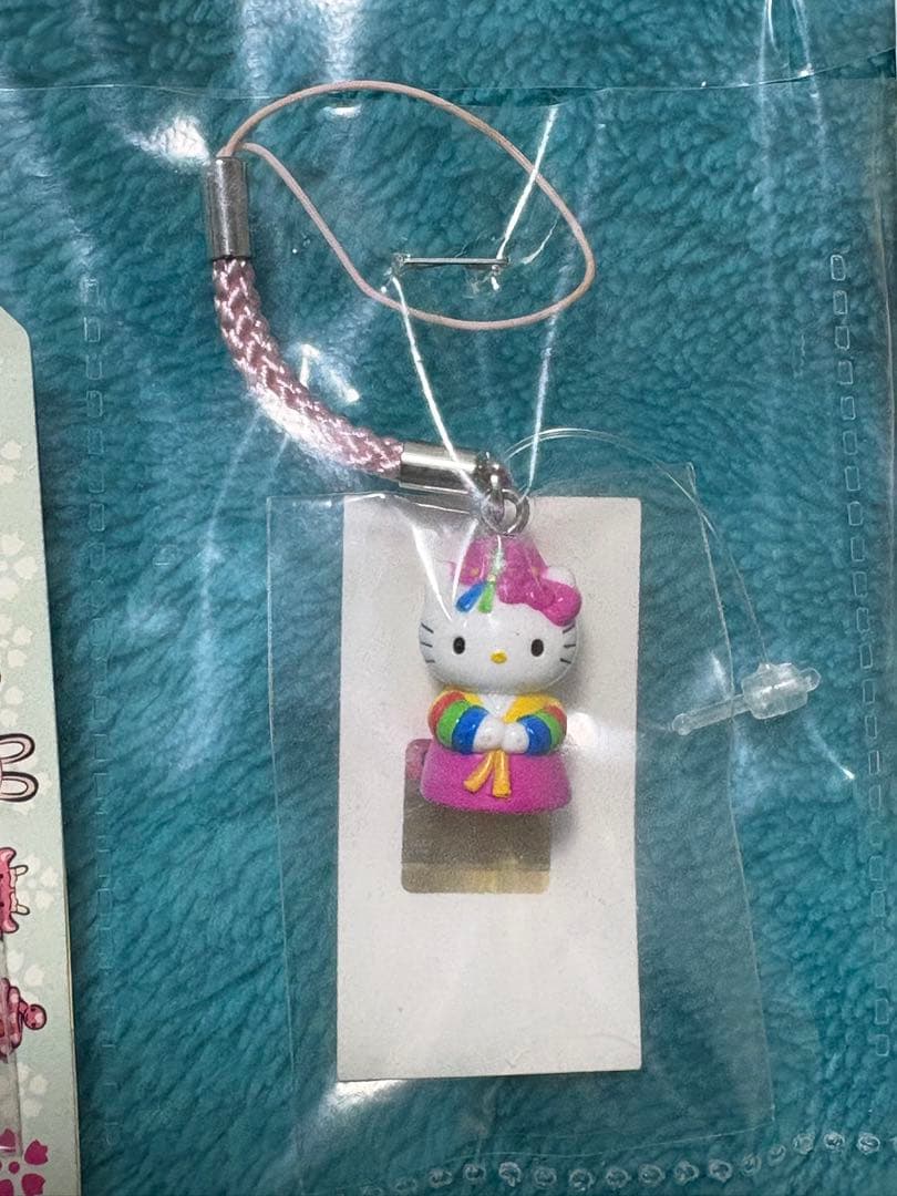 【送料込】ハローキティ　根付け　ストラップ　ハワイ　Hawaii 3種類＋おまけ