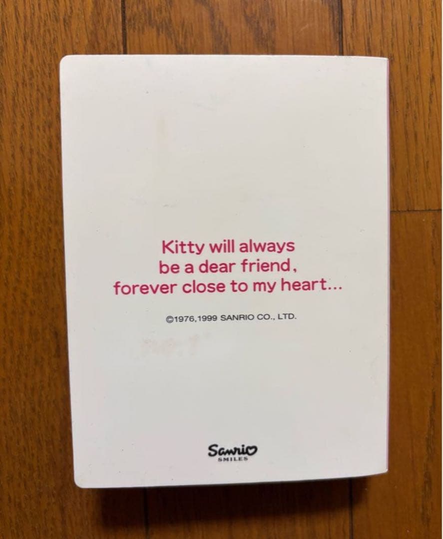 d*9様 ハローキティ コレクターズカード 60枚 アルバム一冊