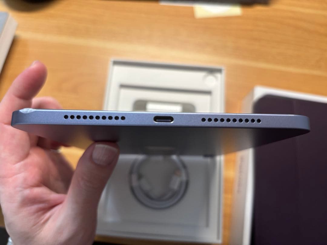 Apple iPad mini (第6世代) パープル カバー付き