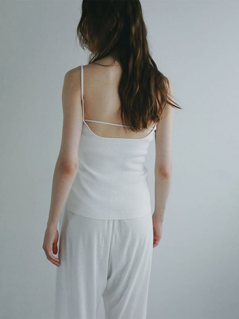 mmmi⭐︎新品未使用エトレトウキョウ　バンドゥセットニットキャミソール白