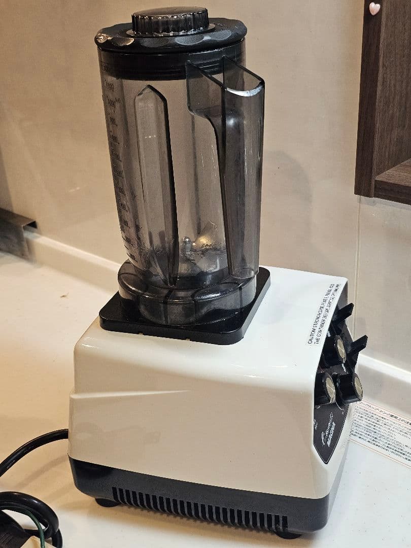 ２月処分！☆【美品】MAGNA ブレンダージューサーミキサー