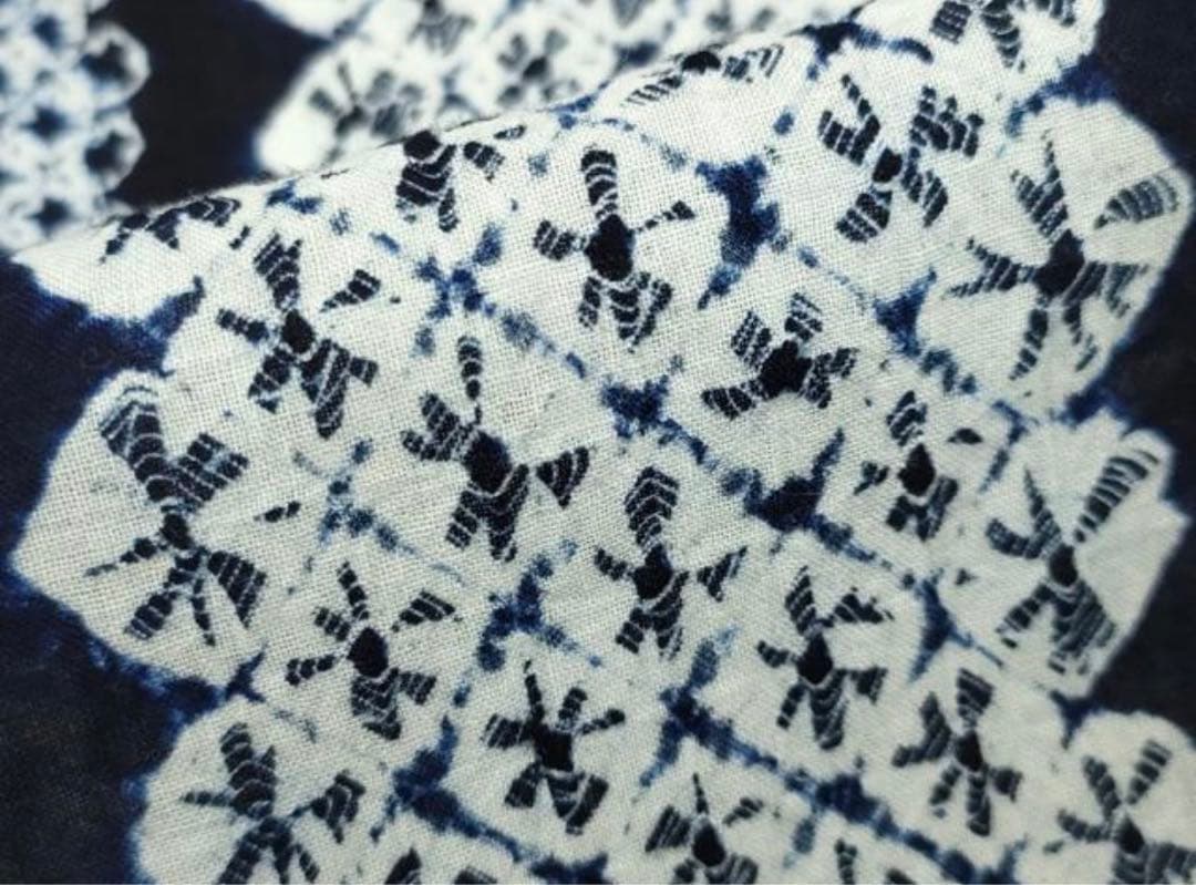 有松鳴海絞り　浴衣　縦縞