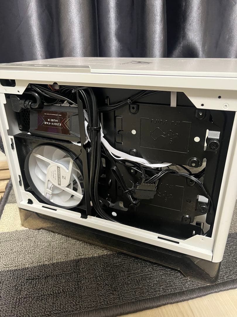 inWin A1 Prime ホワイト PCケース