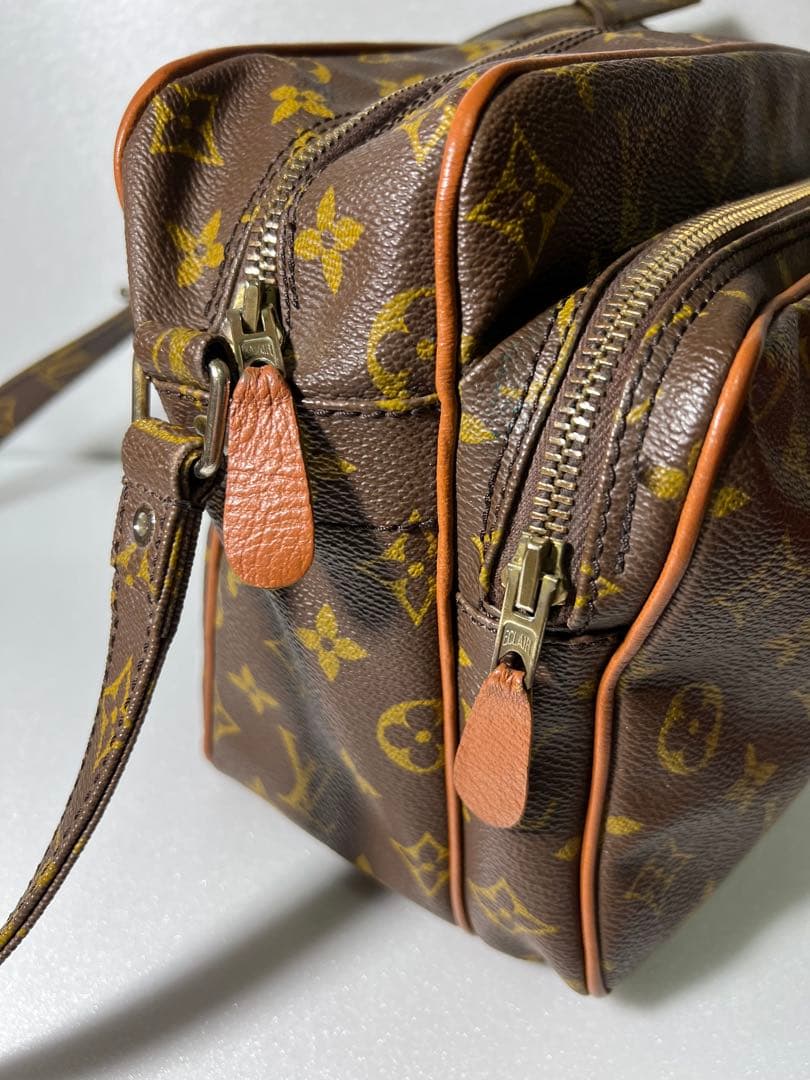 ルイヴィトン　LOUISVUITTON バッグ　ショルダーバッグ