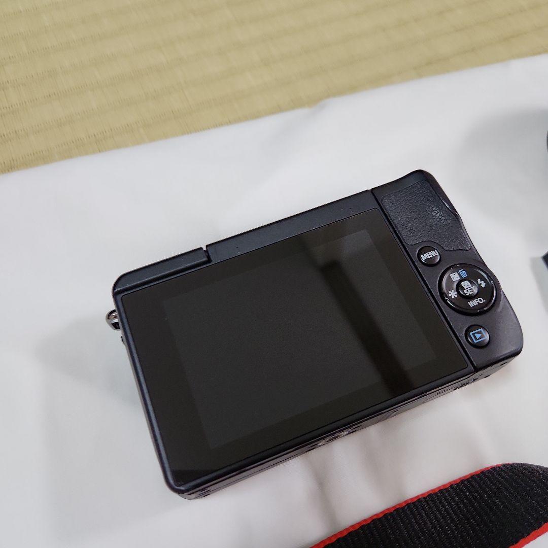 Canon EOS M10 ミラーレス一眼 レンズキット EF-M15-45mm