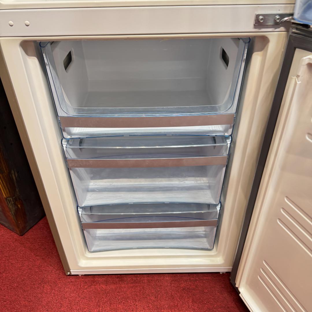 東京23区送料無料　ハイアール2ドア冷蔵冷凍庫　305L　大冷凍庫117L