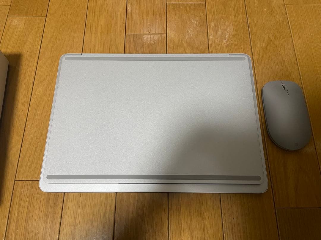 Surface Laptop Studio プラチナ 9WI-00018