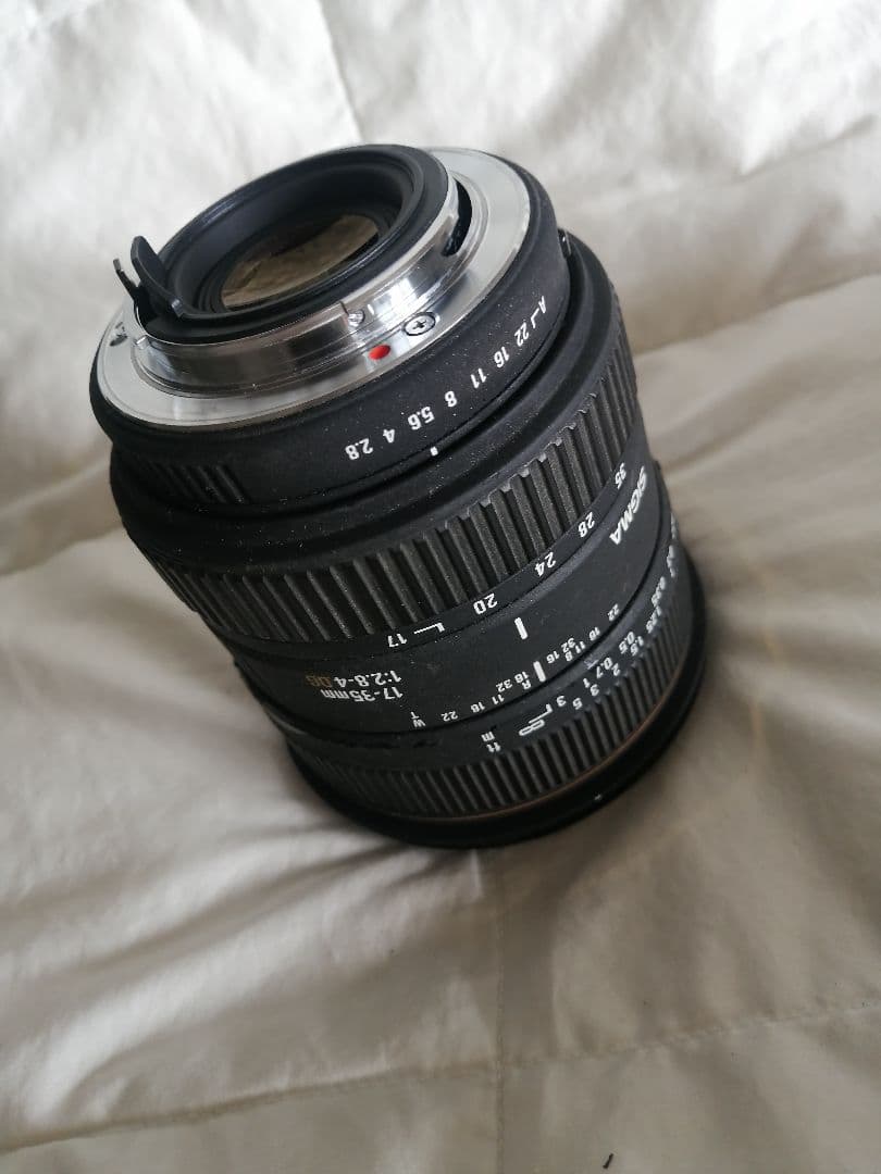 SIGMA EX広角ズームレンズ17〜35mm　美品　F2.8－4