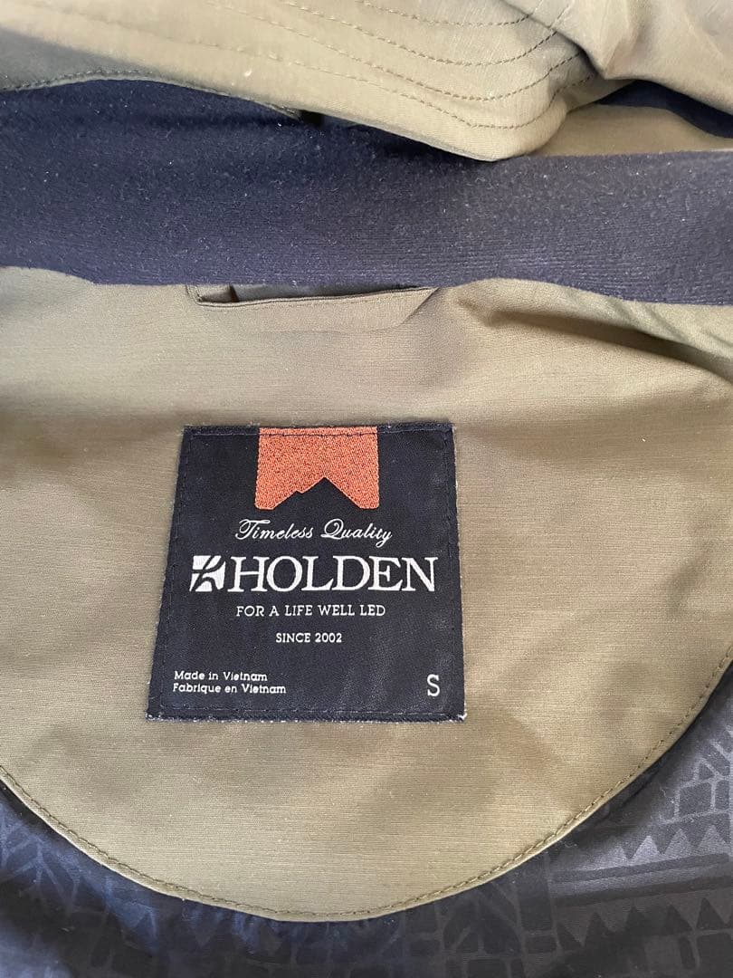 HOLDEN ホールデンスノーボードジャケット 大きめSサイズ