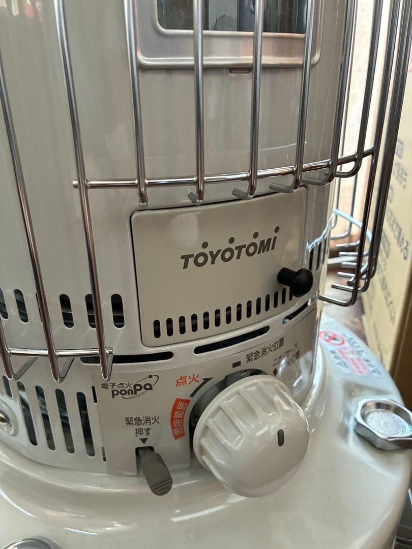 TOYOTOMI KS-67H ホワイト 対流型ストーブ