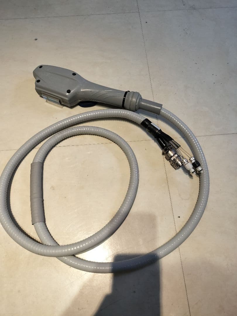 DEKA MUSEE PLATINUM 業務用脱毛器　脱毛エステ店の方へオススメ