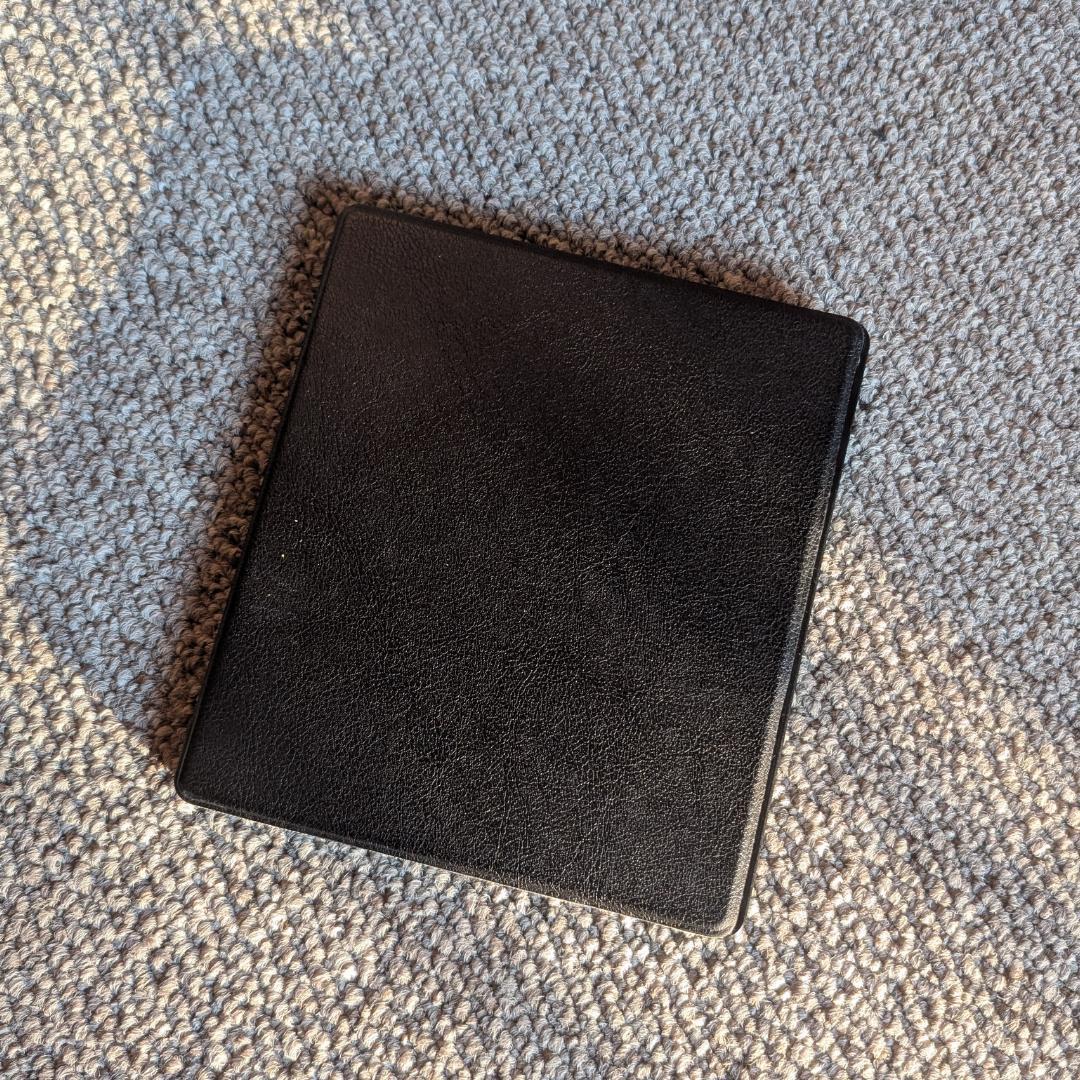 Kindle Oasis (第10世代) 32GB ケース付き　キンドルオアシス