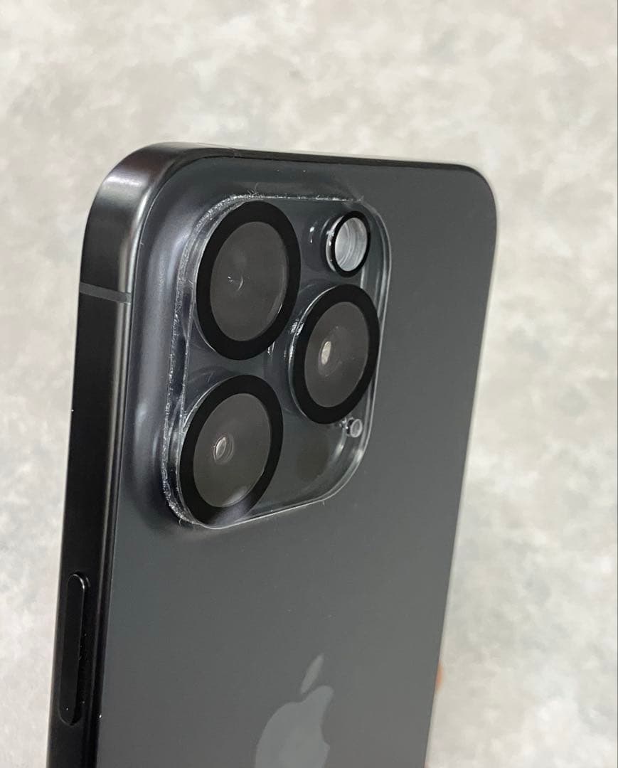 iPhone 15 Pro Max 1TB ブラックチタニウムMU6Y3J/A