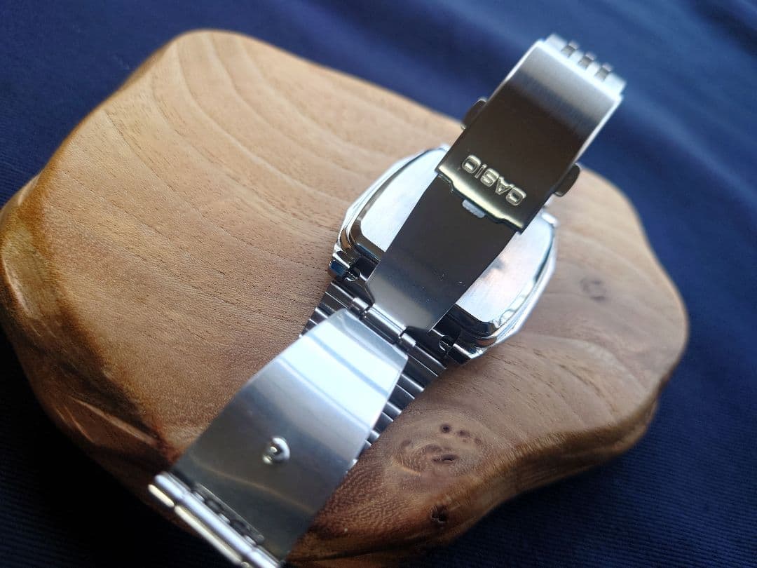 CASIOの腕時計/A1100D-1★新品未使用