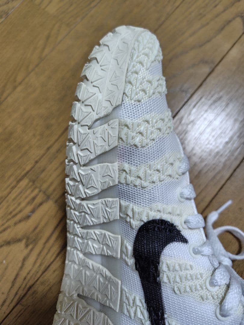 バスケットシューズ バッシュ ジャ 3 EP ジャモラント HF2794-101