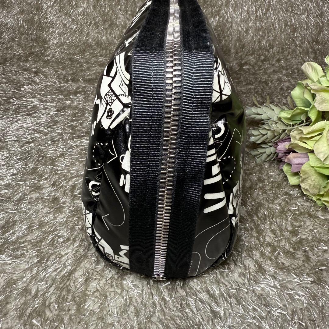 シャネル　エアラインポーチ