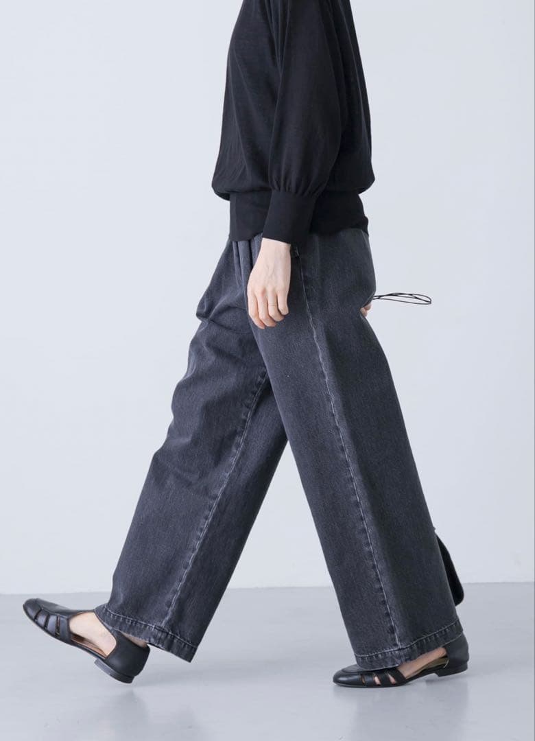 【新品未使用】　かぐれ　フェードデニムイージーパンツ