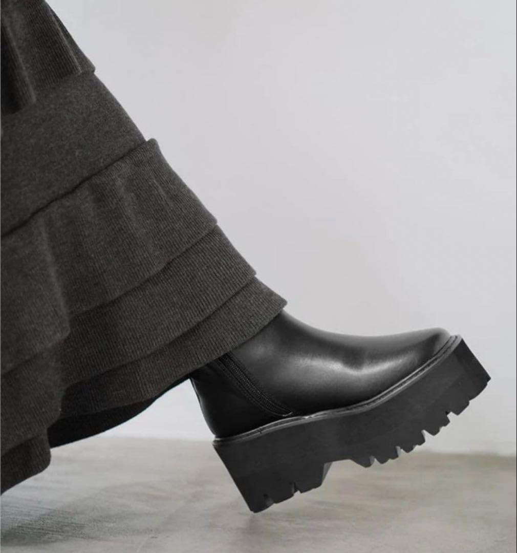 パイナップル⭐︎ unliens platform boots 厚底ブーツ