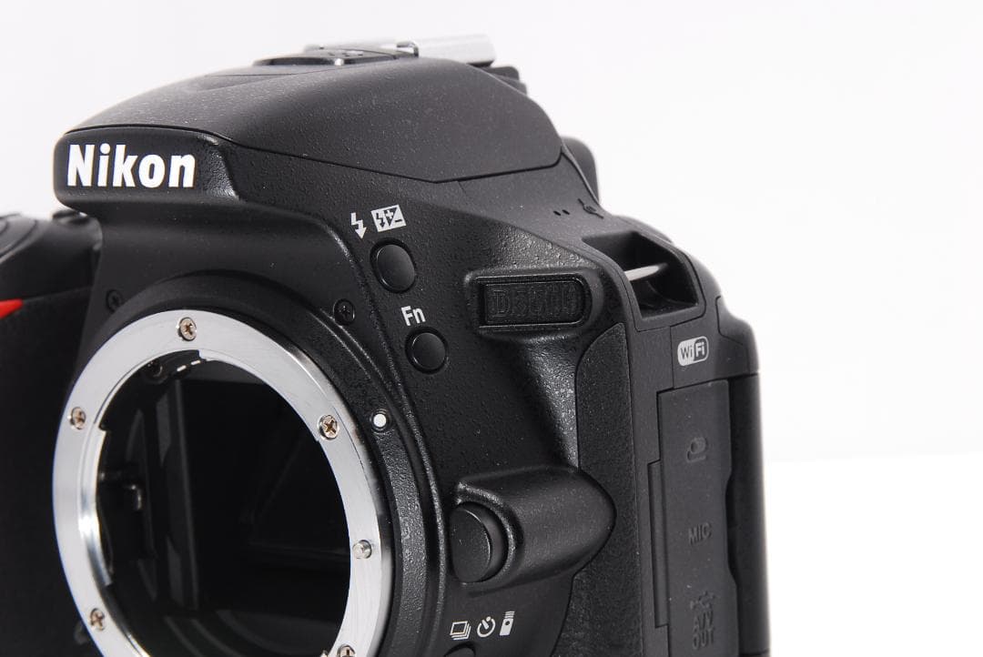 ✨Wi-Fi搭載 ショット数247回✨Nikon D5500レンズセット